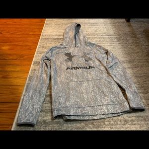 Under Armour sweatshirt